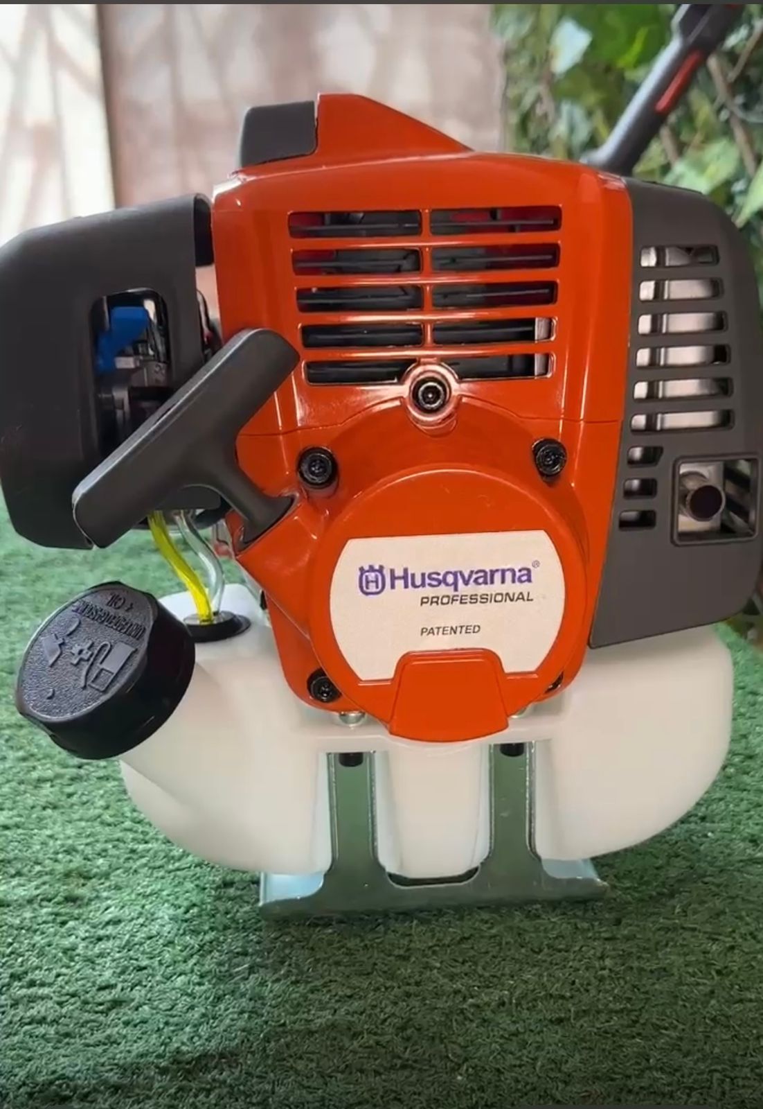 Guadana Husqvarna 143 R11 Profesional